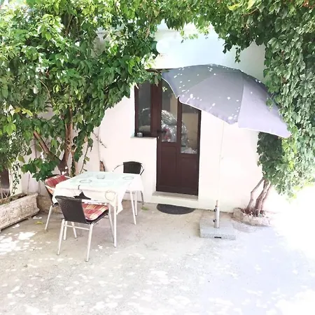 Kontin 2 * Stari Grad (Hvar)